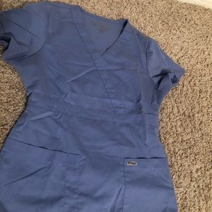 5 Medium Scrub Tops